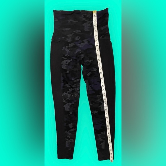 Spanx Leggings - Picture 6 of 7